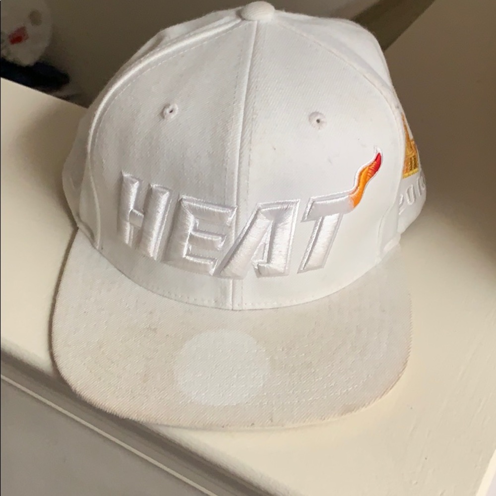 Mitchell and Ness Miami Heat 2013 Championship Hat